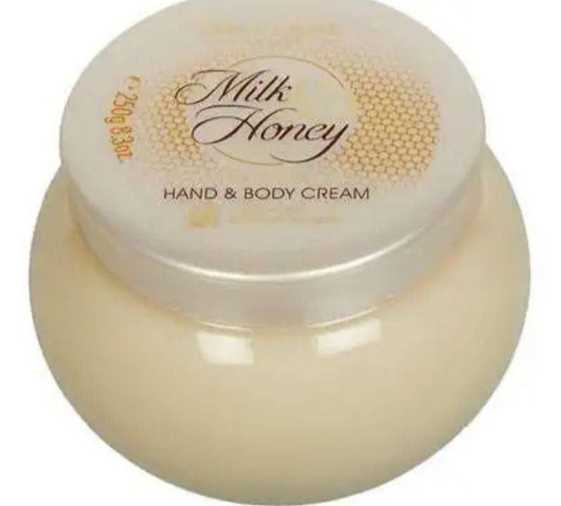 Oriflame milk and honey cream  uploaded by Amazing Deals 7 on 11/15/2021
