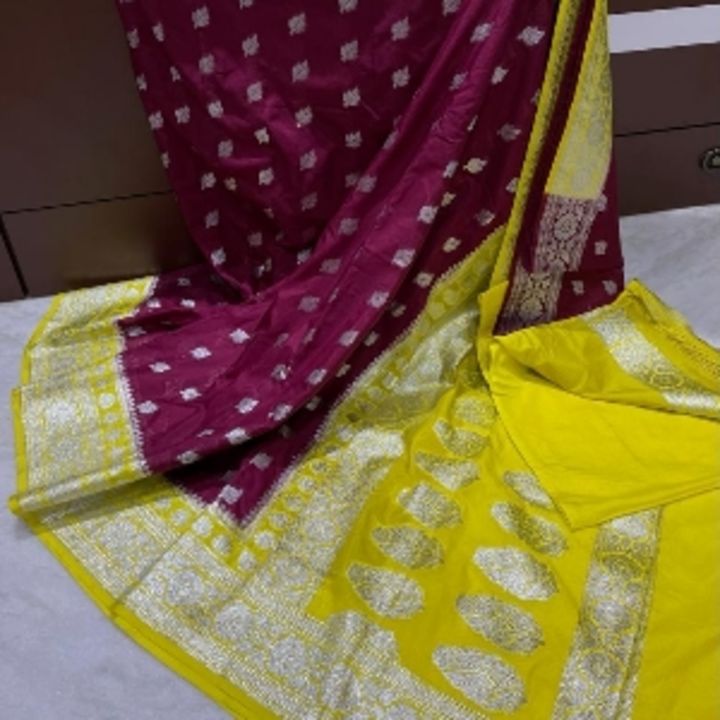 Post image Serajia Sarees has updated their profile picture.