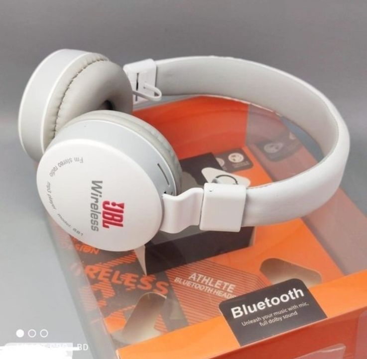 JBL bluetooth headphone uploaded by business on 11/17/2021