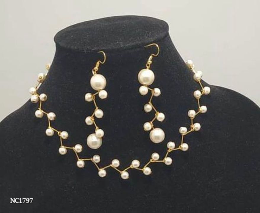 *NC Market* Allure Chunky Women Necklaces & Chains*

*Rs.180(free shipping)*
*Rs.199(cod)*
*Whatsapp uploaded by NC Market on 11/18/2021