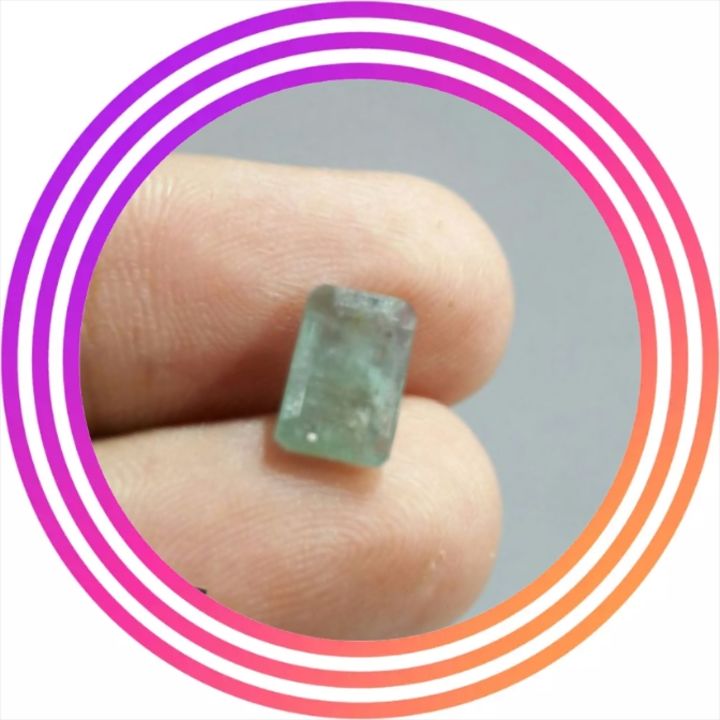 Emerald stone uploaded by business on 11/18/2021