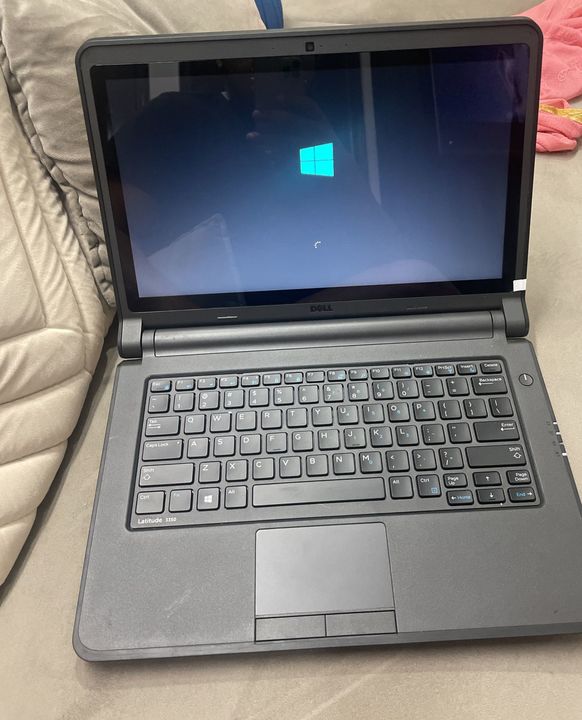 Post image Dell latitude 3350 i5 5th (Generation4Gb Ram 500Gb Hdd 13.3 screen with tuch screen