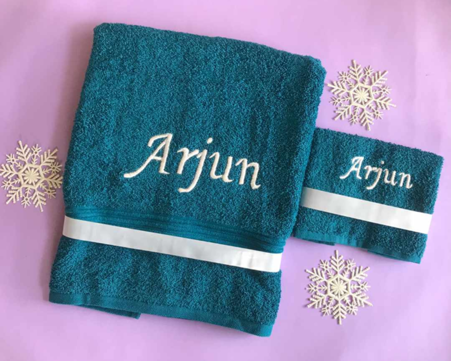 Customize towel set with only name uploaded by Vistaragroup on 11/18/2021