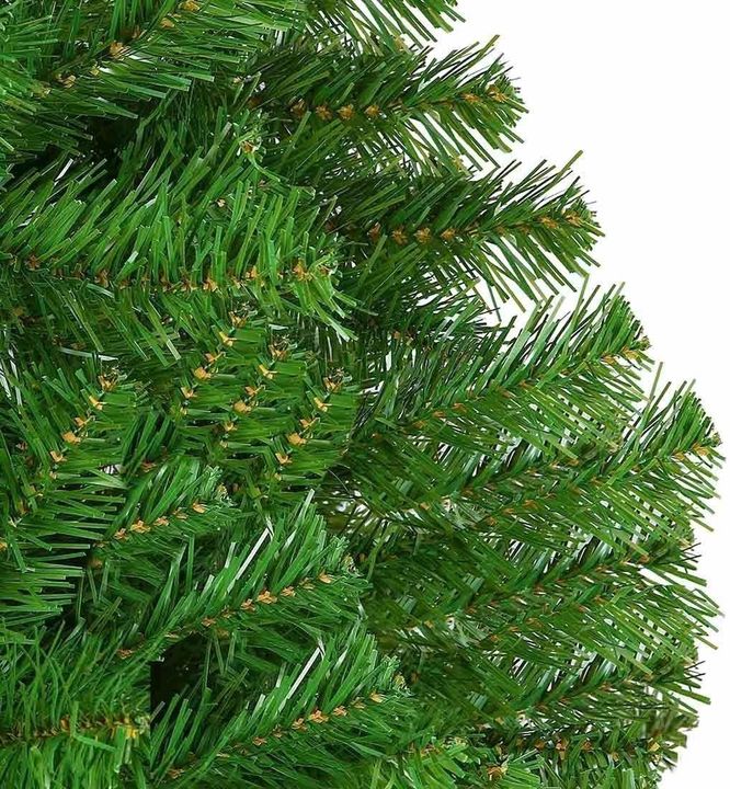 Post image Anyone interested for the Christmas tree, we have 3 ft and 4ft . At affodable price