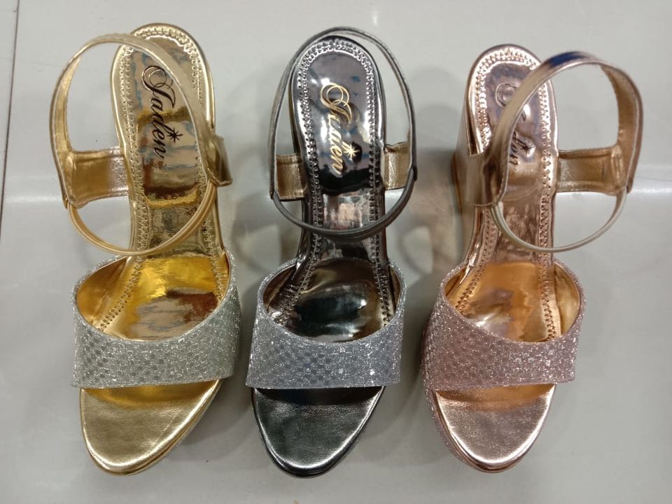Platform heel sandals uploaded by Noor foot wear on 11/18/2021