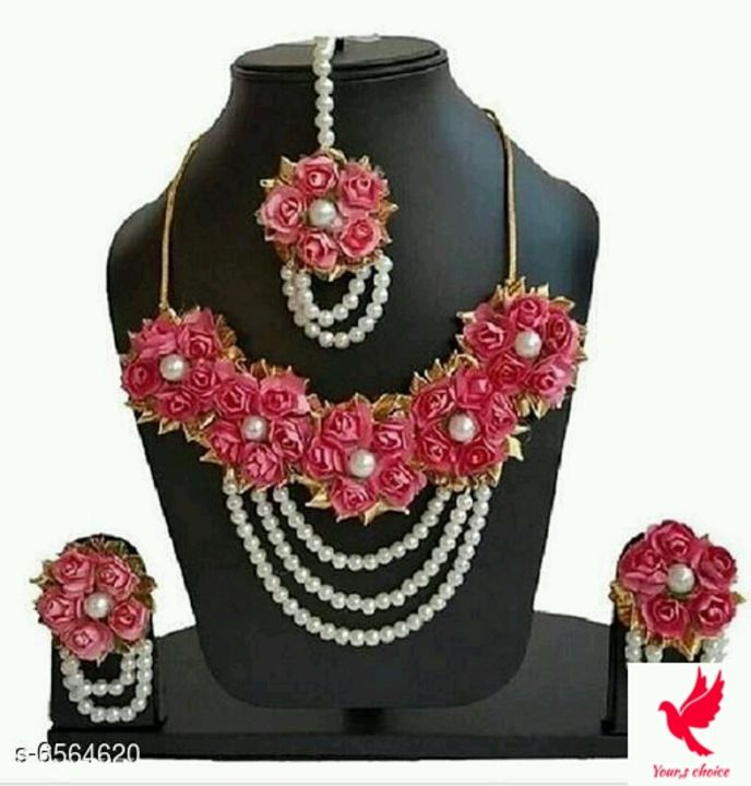 Woman's flowers jewellery  uploaded by Radhe online shopping on 11/20/2021