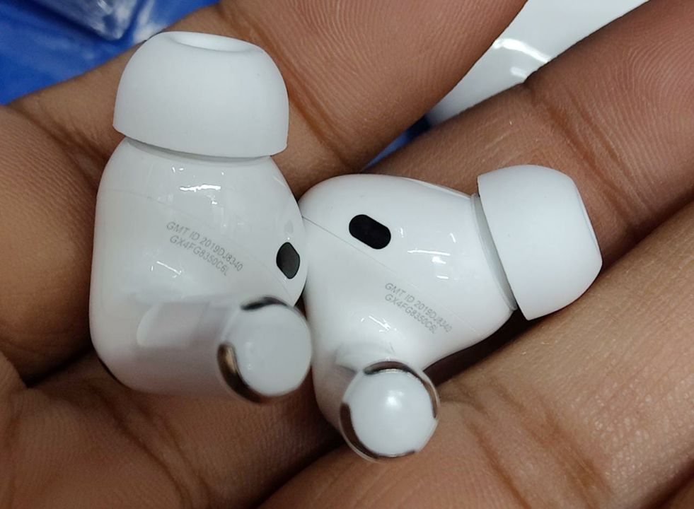 Post image Airpod pro

Welcome resellers, whatsapp 9947277435