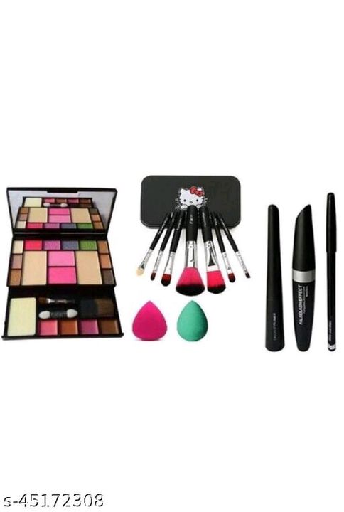 Makeup set uploaded by business on 11/20/2021