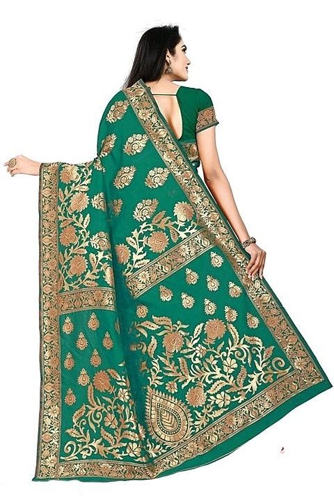 Women's Fashionable Sarees uploaded by business on 9/21/2020