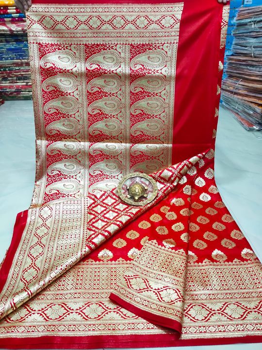 Post image Red spacial katan banarsi saree.
1050