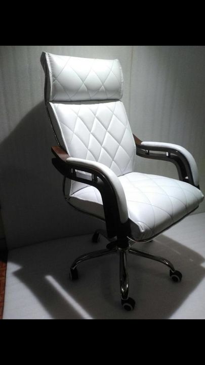 Mesh white chair uploaded by Mjfurnitureplanet on 11/22/2021