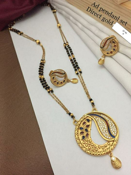 Post image Beautiful Unique AD pendanl set
Material:- AlloyPolish:- gold polishPrice - 750 /- (only for resaler + shiping charge)
Shipping chargesgujrat :1 to 4 pcs :70 rs Other sectors:1 to 2 pcs :90 rs3 to 4 pcs :140 rs 
😌BOOK NOW SHIp😌