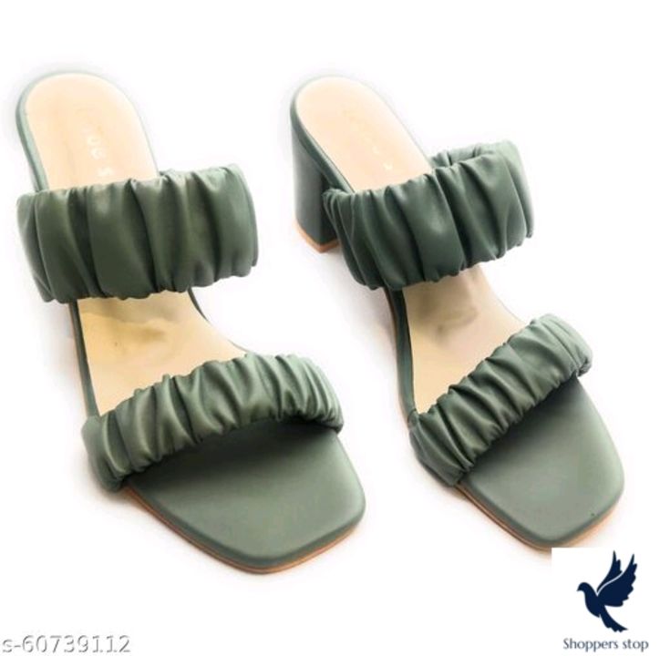 Hot heels  uploaded by Shoppers stop on 11/23/2021