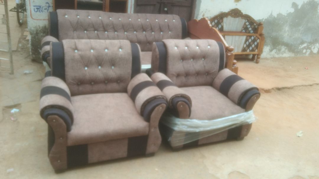 sofa set uploaded by business on 11/25/2021