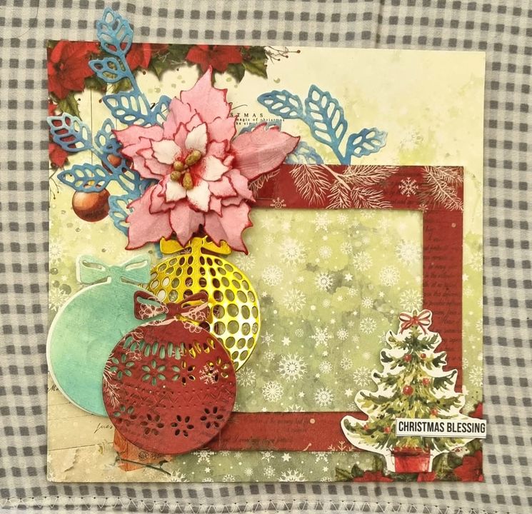 6×6 christmas photo layout  uploaded by Aisle of smiles on 11/25/2021