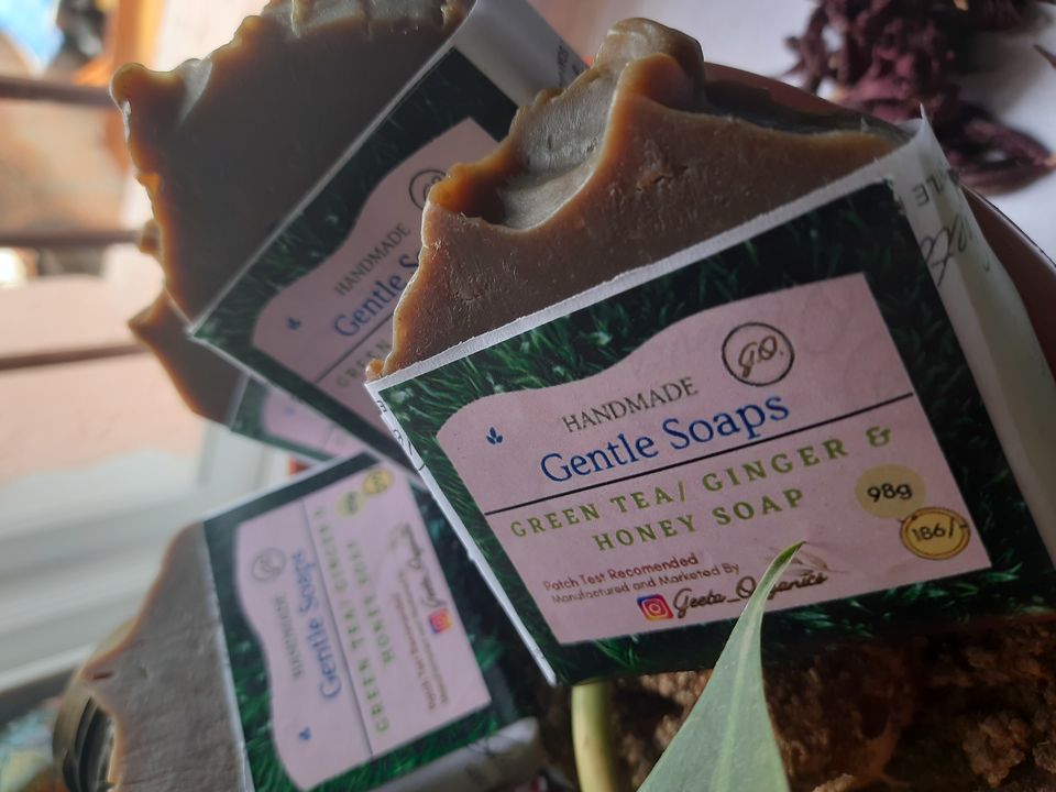 Green tea & honey soap (ColdProcessed) uploaded by Geeta Organics on 11/26/2021