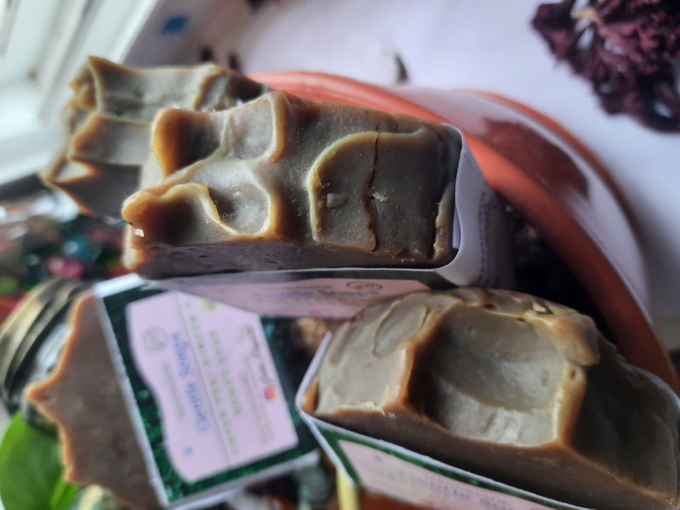Green tea & honey soap (ColdProcessed) uploaded by Geeta Organics on 11/26/2021
