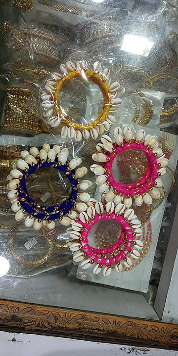 Sea-shell With Ghungroo Rakhi Bracelet for Raksha Bandhan – Digital Dress  Room