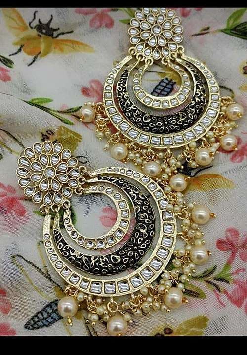 Beautiful celebrity style earrings Price 600 + shipping  uploaded by Bhrithi Gisacreation on 9/22/2020