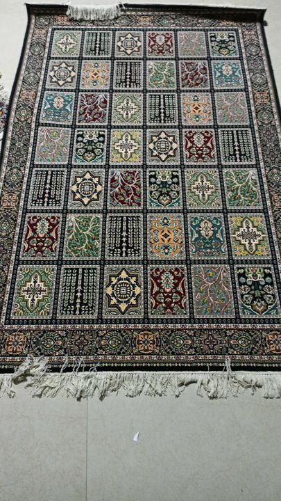 Post image I want 100 Pieces of Ihave need iraani carpets all sizes.
Chat with me only if you offer COD.
Below is the sample image of what I want.
