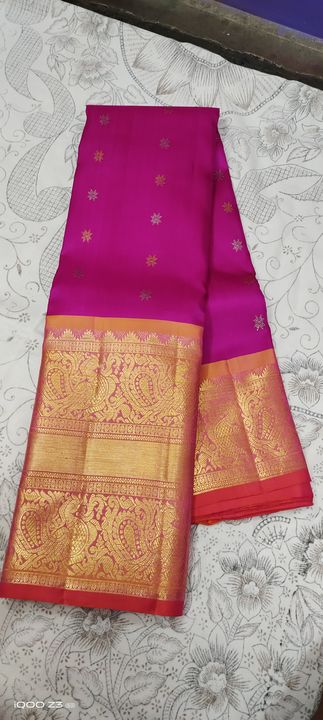 Pure handloom silk sarees uploaded by business on 11/29/2021