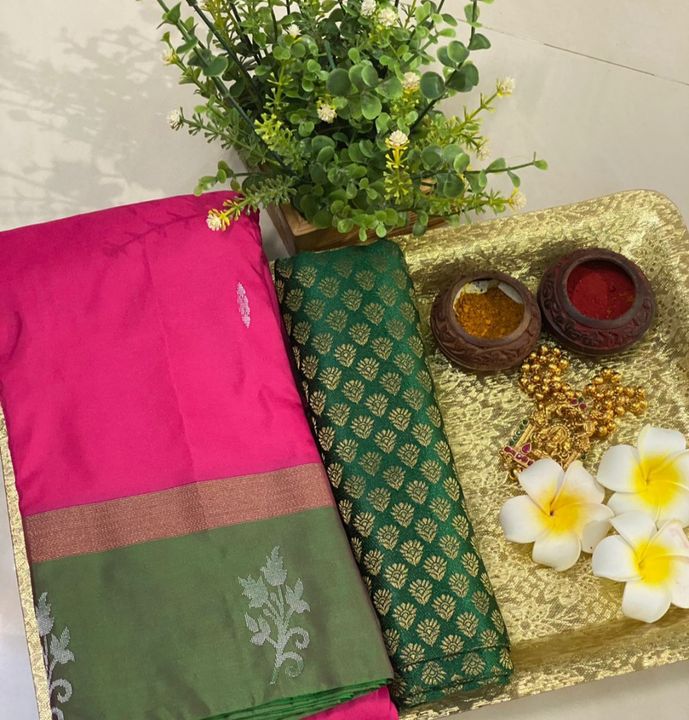 Post image I want 15 Pieces of Aranipattu saree.
Below is the sample image of what I want.