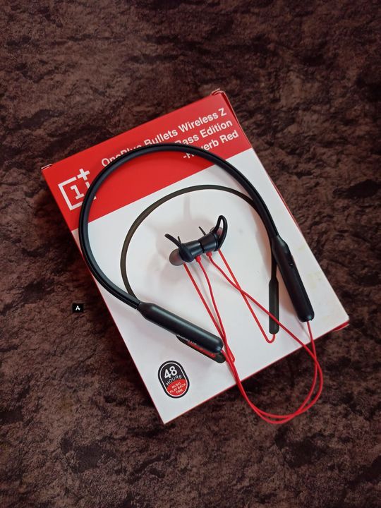 OnePlus neckband uploaded by business on 11/29/2021