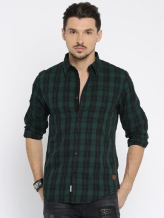 Post image khankudi Men Checkered Formal Black Shirt
Size: S, M, L, XL, XXL
Fabric: Polycotton
Regular Fit, Full Sleeve
Collar Type: Curved Collar
Pattern: Checkered
Set of 1