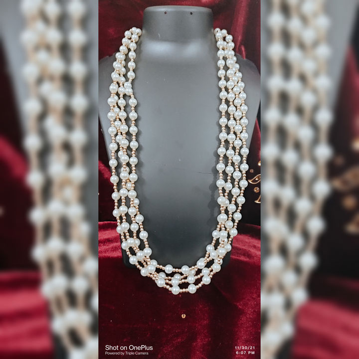 Pearl Neckpiece uploaded by business on 12/1/2021