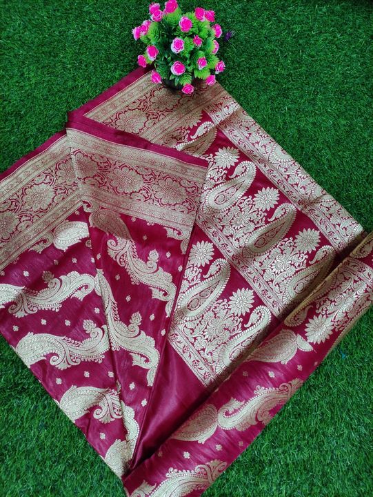 Pure Banarasi saree uploaded by Forever youth on 12/4/2021
