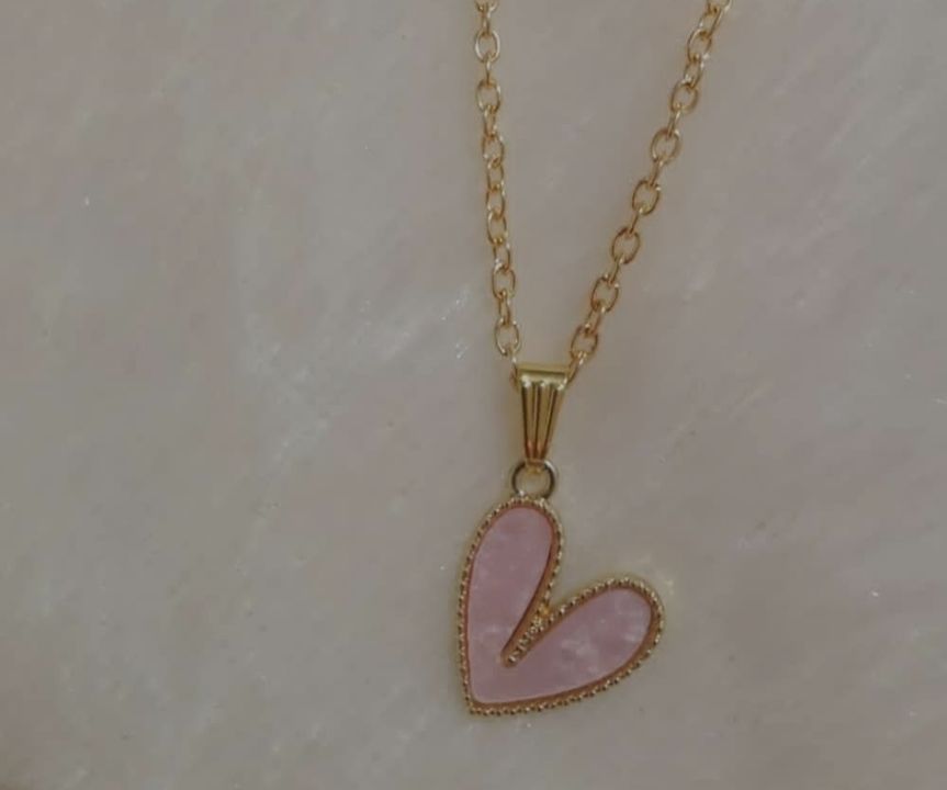 Resin heart Chain uploaded by business on 12/4/2021