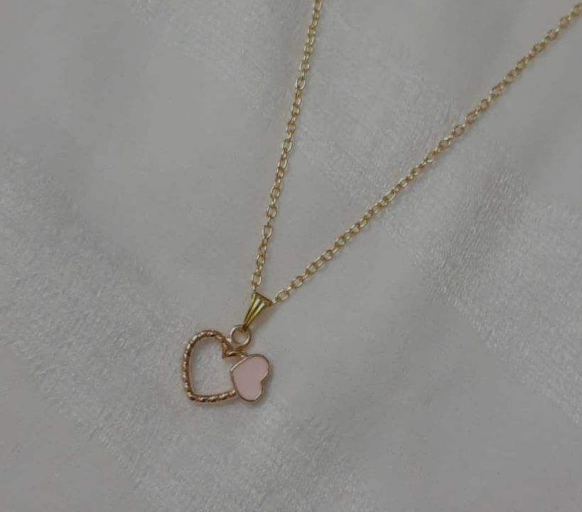 Pink heart chain uploaded by business on 12/4/2021