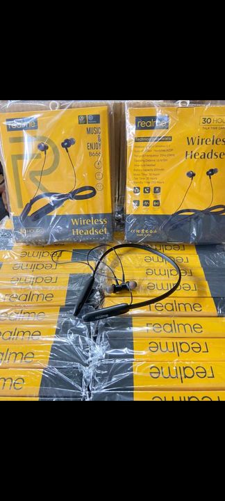 Realme B666 wireless headset uploaded by Varah Mobile accessories on 12/4/2021
