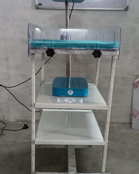 Uv phototraphy uploaded by Avadh medical equipment & services on 12/5/2021