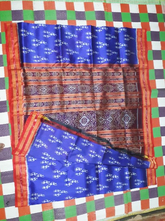 Post image I want 1 Pieces of Silk Khandwa Saree pasapalli mulberry silk saree navakoti mulberry silk saree.
Below are some sample images of what I want.
