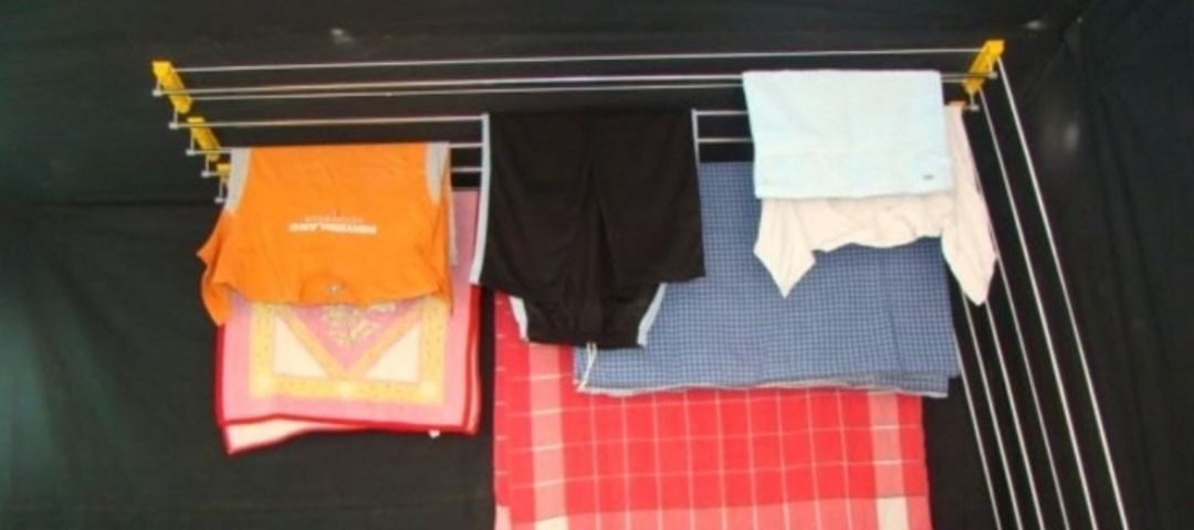 Cloth draying hanger