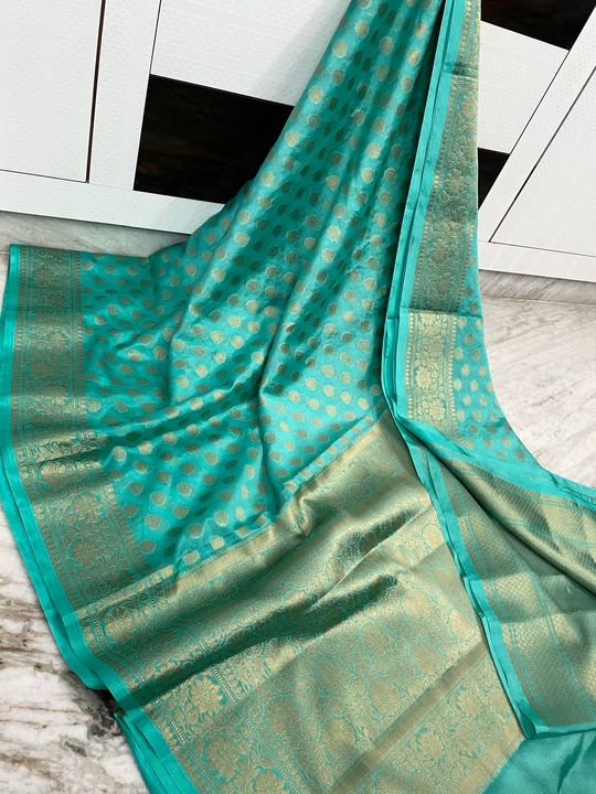 Post image Warm silk dyeable Banarasi saree
*₹1800/-+*
No Returns
No cash on delivery
Quality 💯
💖💖💖💖💖💖💖💖💖💖💖💖💖💖💖💖