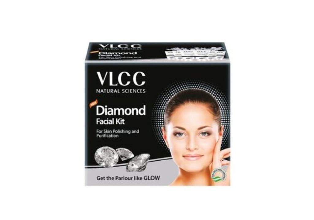 VLCC DIAMOND Facial Kit uploaded by business on 12/8/2021
