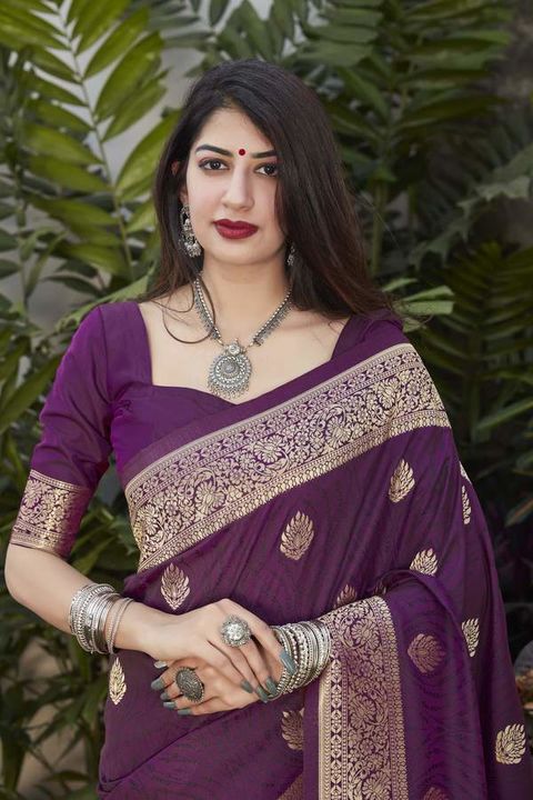 Saree uploaded by Mittal on 12/9/2021