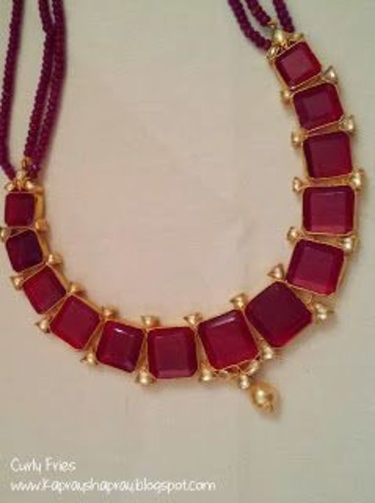 Square red ruby uploaded by VMRGEMS and JEWELLERY  on 12/9/2021
