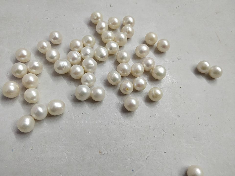 Fresh water pearls uploaded by business on 9/24/2020
