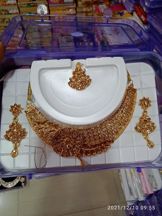 Product uploaded by Jewelry king on 12/11/2021