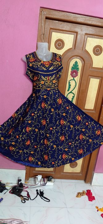 Gown uploaded by N.PARVIN SAREE AND DRESSES on 12/11/2021