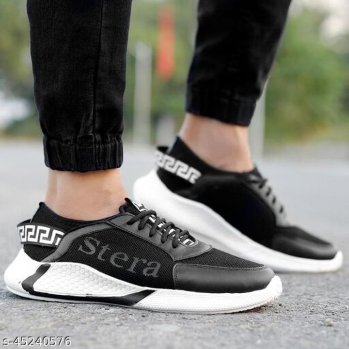 Men attractive Sports shoes uploaded by business on 12/12/2021