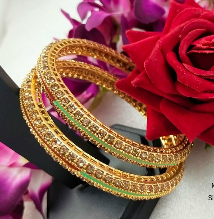 Bangles uploaded by business on 12/12/2021