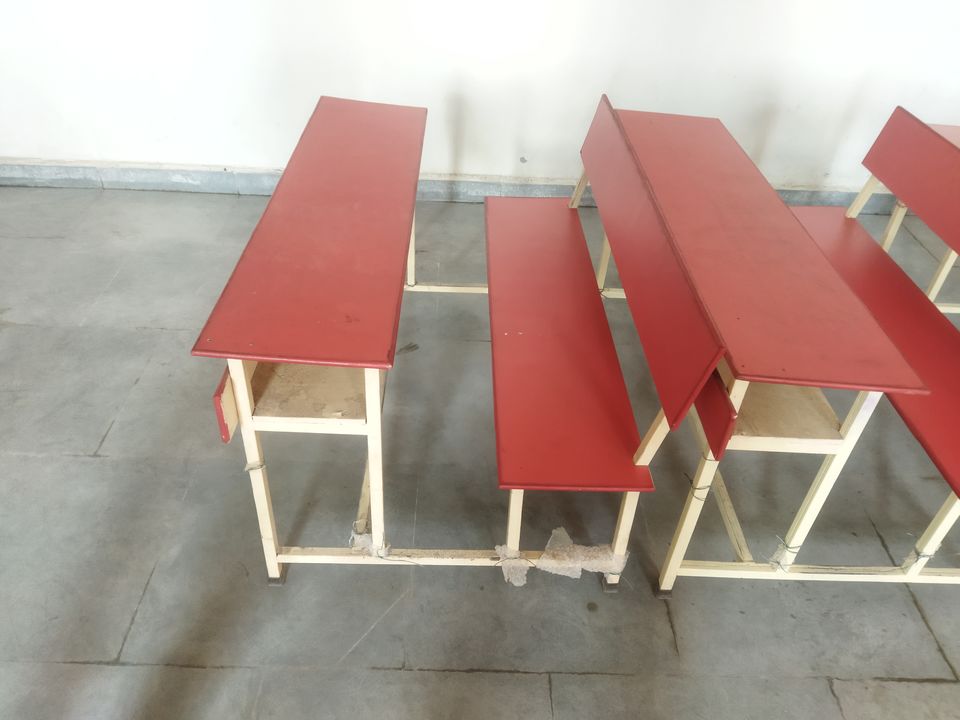 3setter desk bench uploaded by business on 12/13/2021