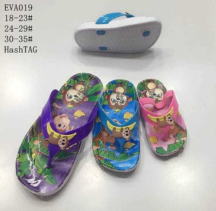 Kids printed slipper uploaded by Padangan shoe center on 9/25/2020