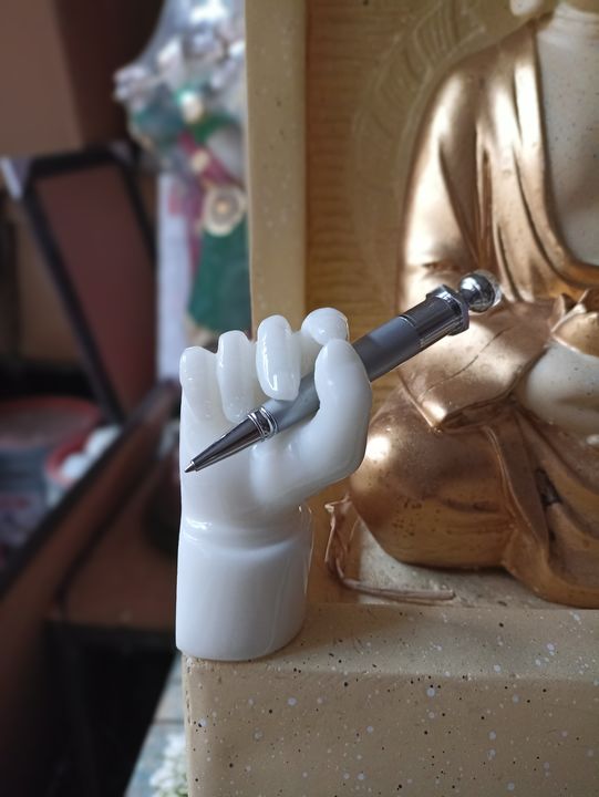 Post image Exclusive pen stand, with marble finished, unique hand pen stand.