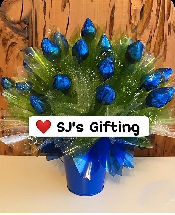 Blue Choco Bouquet uploaded by The Gift Fairy on 9/25/2020