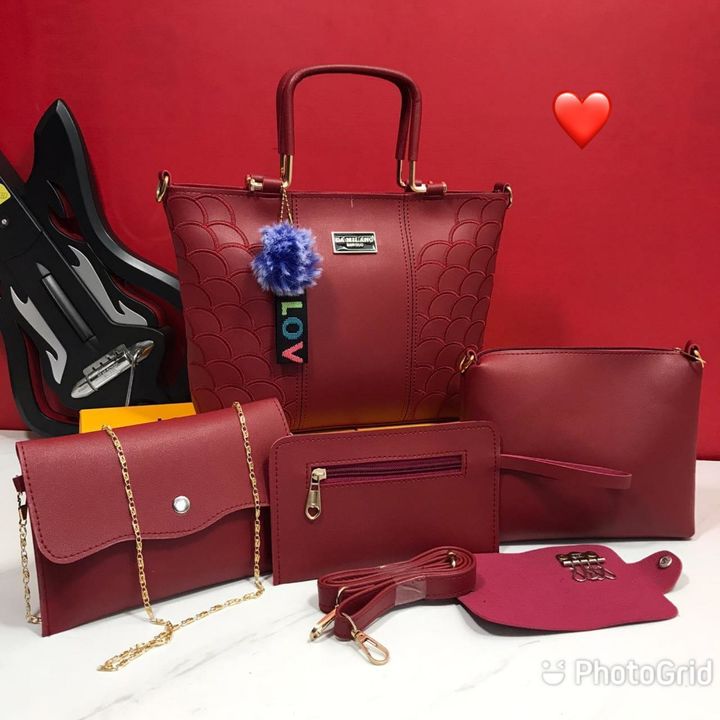 👜👜 *NEW COLLECTION*👜👜

*5PCS COMBO  uploaded by business on 12/18/2021